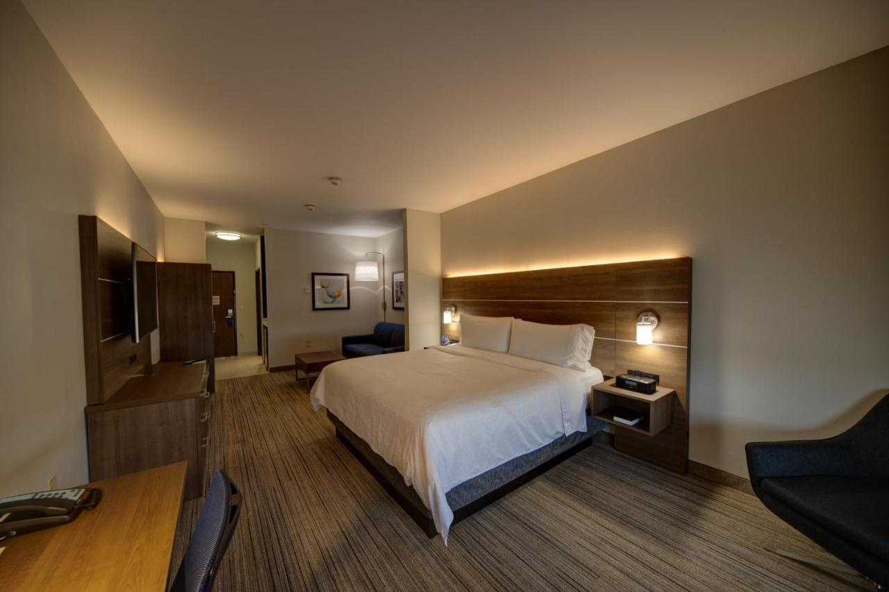 Holiday Express & Oklahoma City-west By Ihg 3*